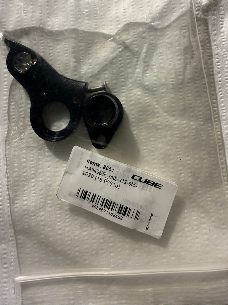 Used Cube Derailleur Hanger #8651 2022 bike — image 2 of 2