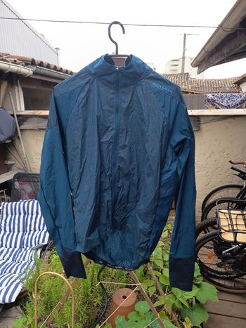 Used Altura Veste coupe vent 2023 bike