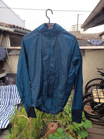 Altura Veste coupe vent 2023 bike usato — immagine 1 di 3