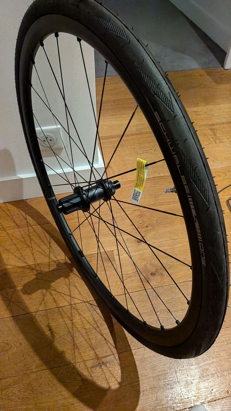 Used Mavic Ksyrium S DISC CL 100/12TA|622x19TC TLR 2025 bike — image 2 of 3