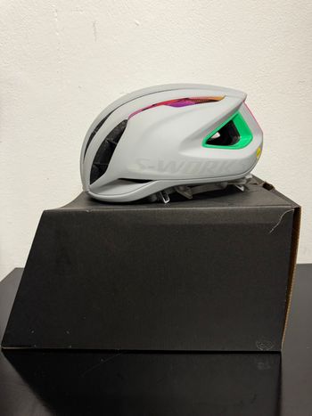 Used S-Works Prevail 3 Helmet Taglia M 2026 bike — image 3 of 5