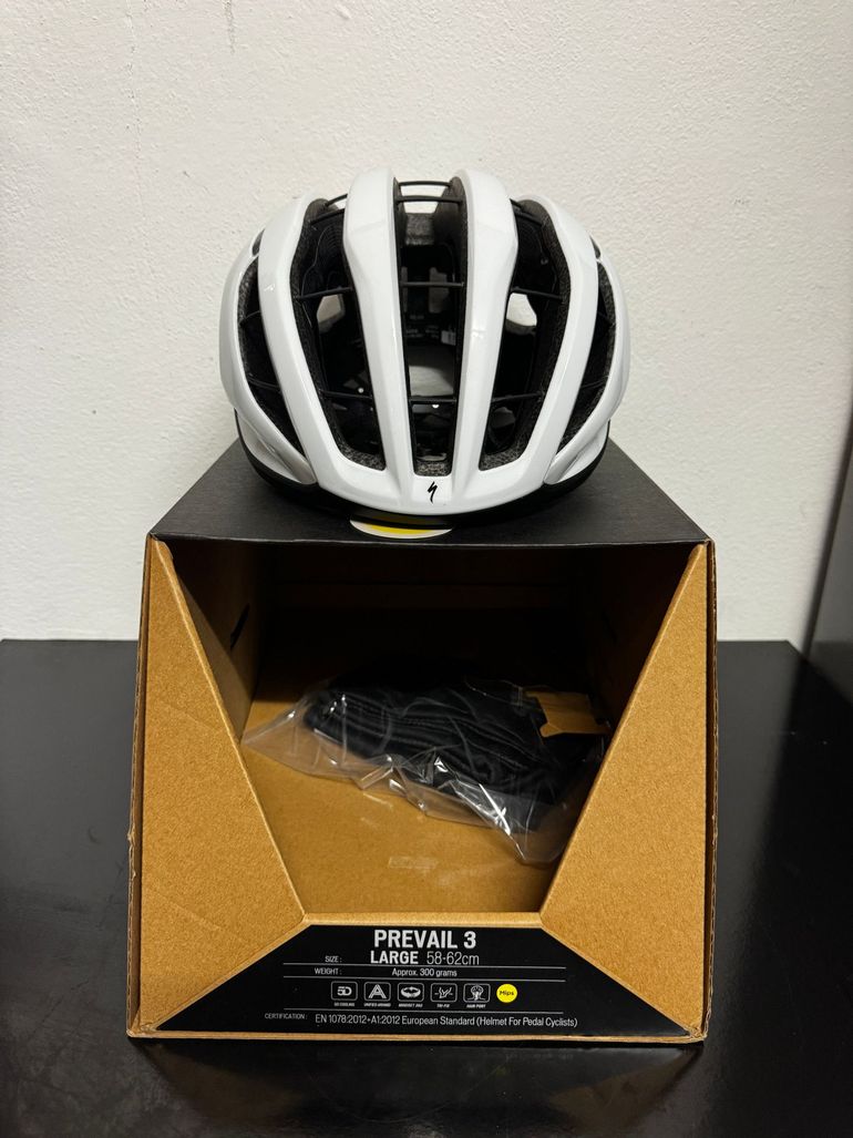 Used S-Works Prevail 3 Helmet Taglia L 2026 bike — image 2 of 4