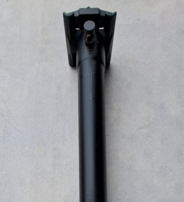 Used Merida Expert Carbon Seatpost 30.9mm 400mm bike — image 1 of 2