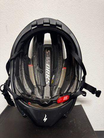 Used S-Works Evade 3 Taglia M Helmet 2025 bike — image 5 of 6