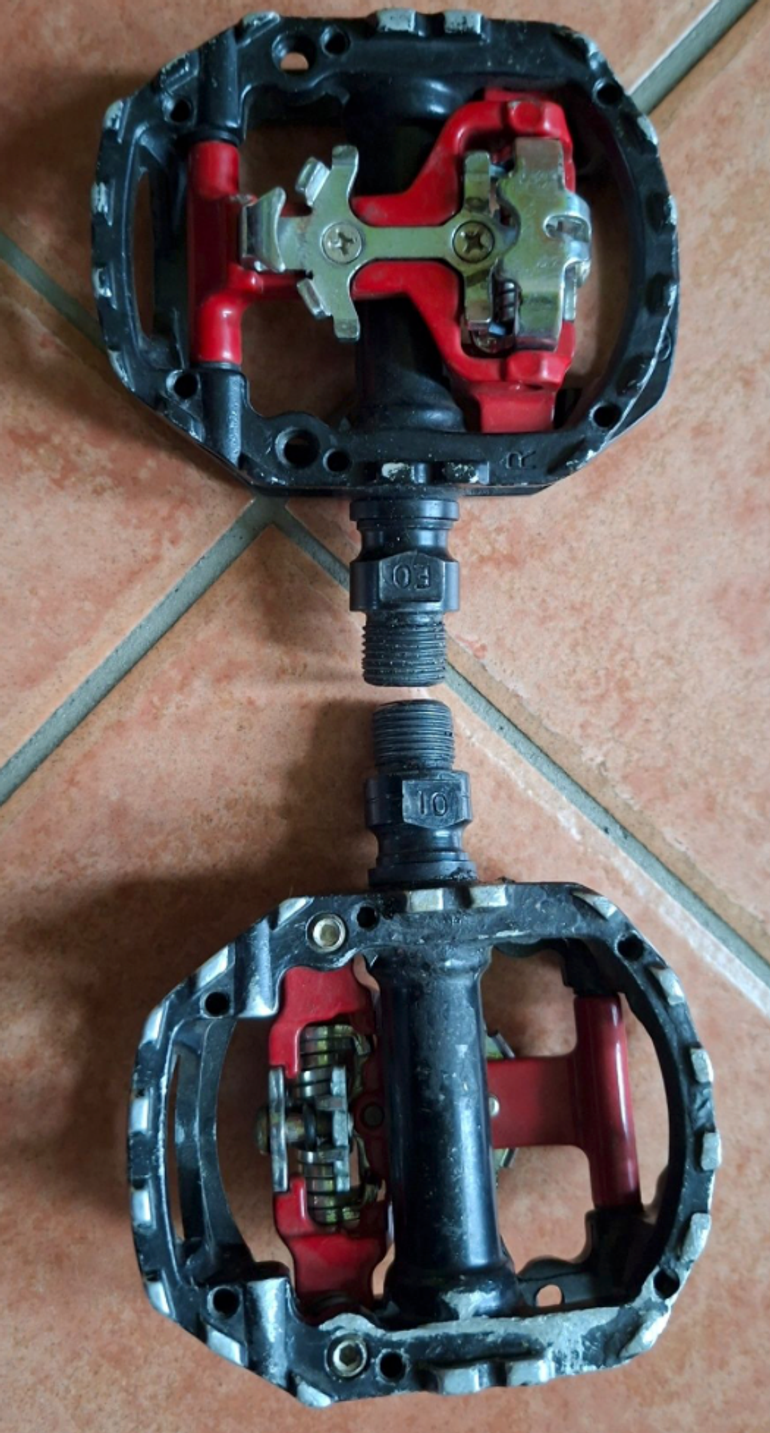 Used Wellgo PD-M323 Dual-sided Pedals bike — image 1 of 3