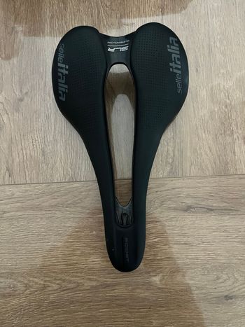Used Selle Italia Sella SLR Boost Carbon 2023 bike — image 3 of 3