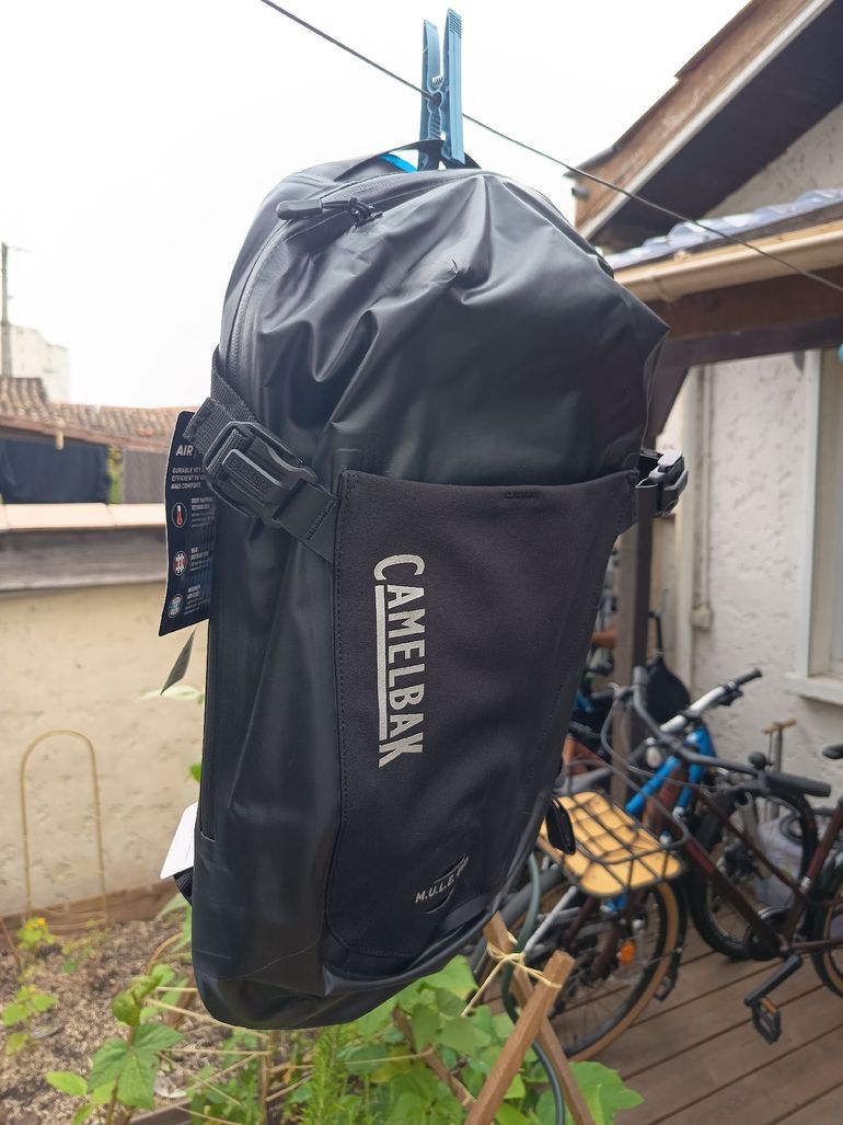 Used Camelbak Mule Evo 12 3L 2025 bike — image 2 of 5