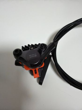 Used Shimano Ultegra Di2 R8170 Schalt-/Bremshebel inkl. hydraulischer BR-R8170 Bremssättel und Bremsleitung 2023 bike — image 7 of 8