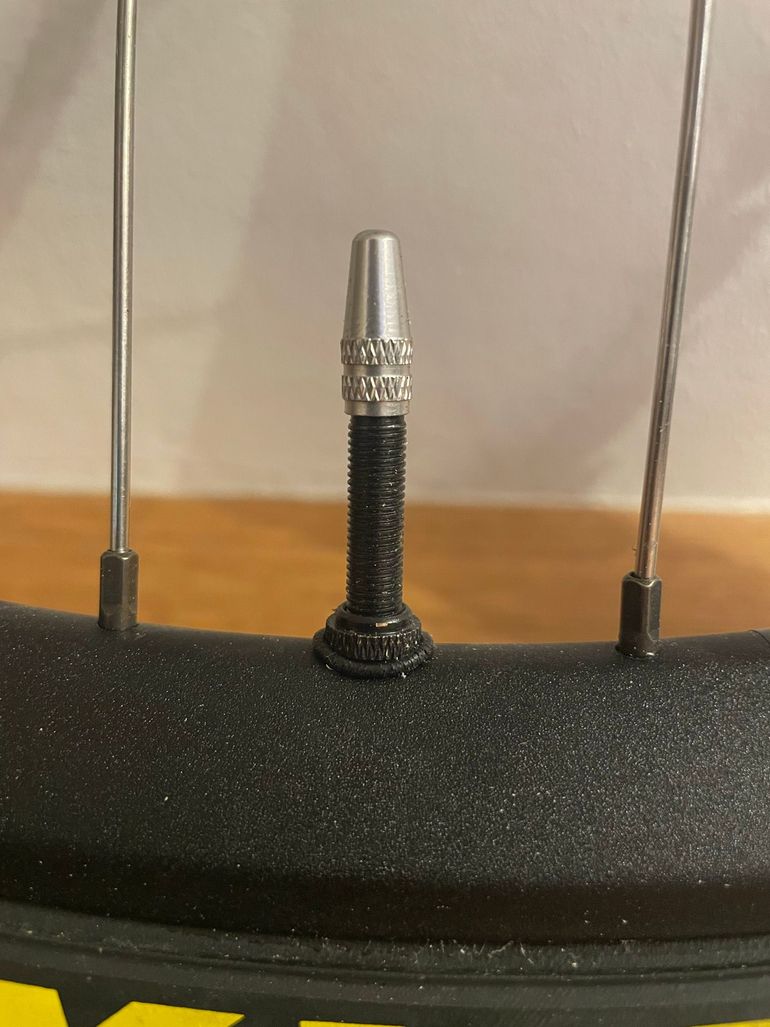 Used Dt Swiss FR 541 Rim 2026 bike — image 3 of 4