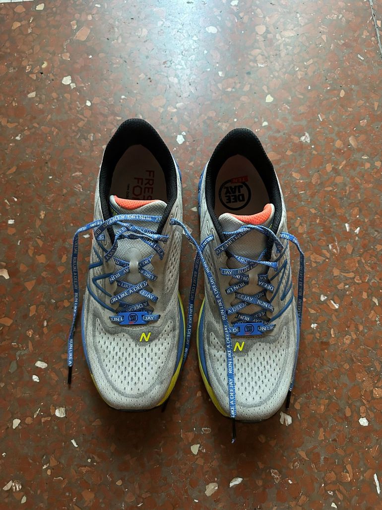 Used New Balance Fresh Foam 2025 bike — image 1 of 6
