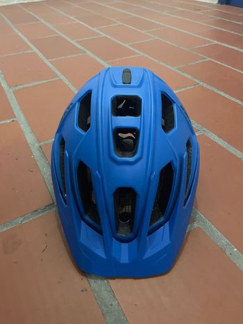Used Uvex Quatro Helmet 2018 bike — image 2 of 6