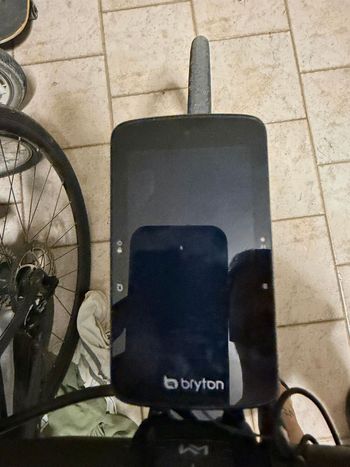Used Bryton Rider S800 GPS Cycling Computer bike — image 6 of 6