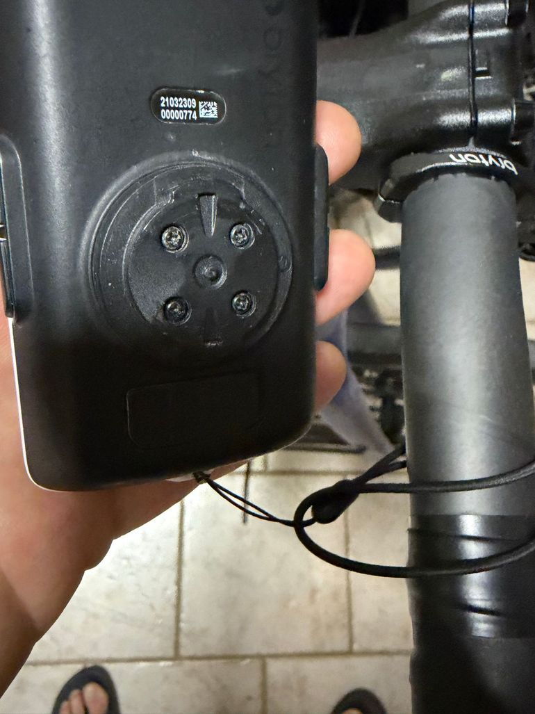 Used Bryton Rider S800 GPS Cycling Computer bike — image 4 of 6