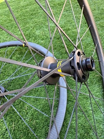 Used Mavic Cosmic SL 32 bike — image 8 of 10