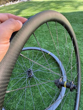 Used Mavic Cosmic SL 32 bike — image 7 of 10