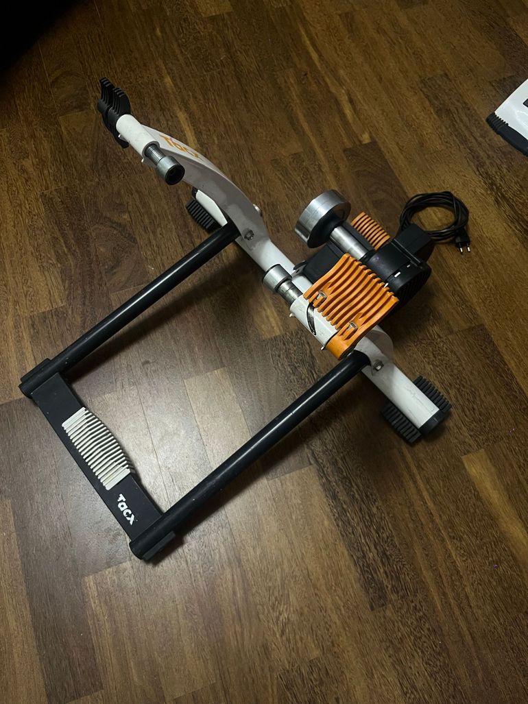 Used Tacx Bike Rollers & Trainers 2013 bike — image 5 of 6