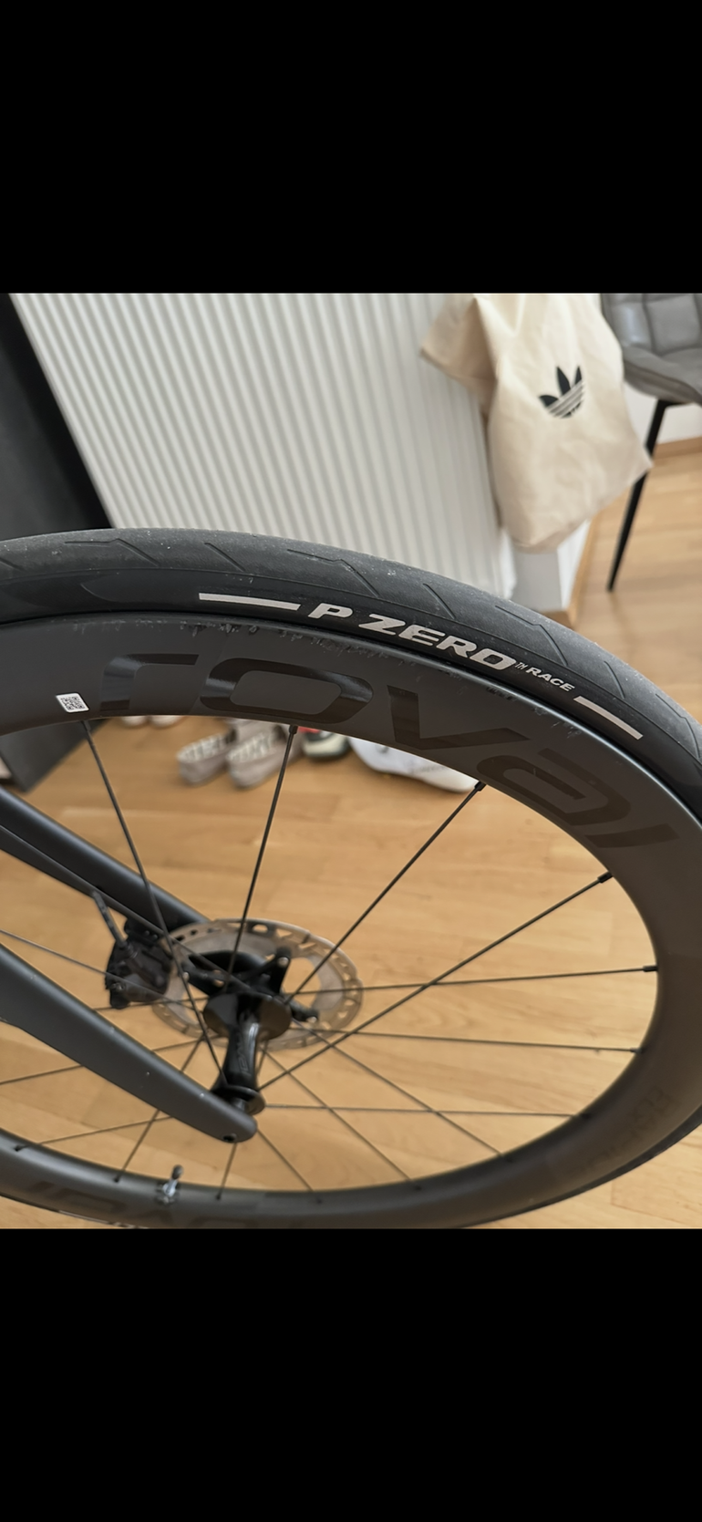 Used Roval CLX II 2025 bike — image 17 of 19