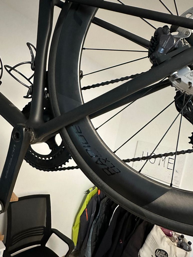 Used Roval CLX II 2025 bike — image 10 of 19