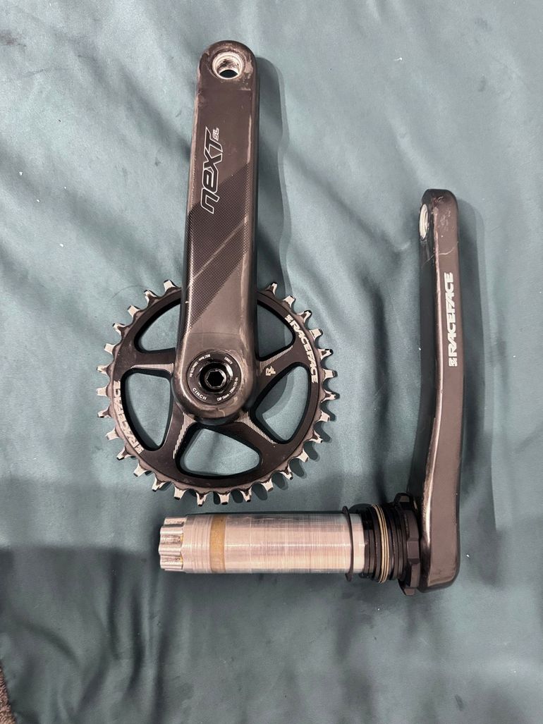 Used Race Face Next SL carbon 2024 bike — image 10 of 13