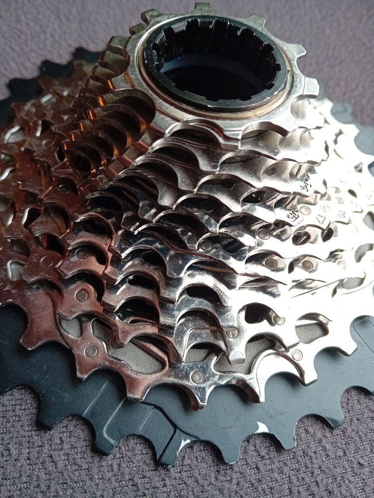 Used Sram Force XG-1270 D1 Cassette 10-33t bike — image 2 of 4