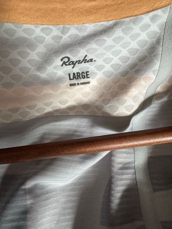 Used Rapha Pro Team Jersey LTD bike — image 4 of 4
