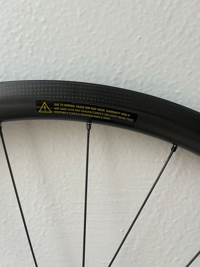Used Reynolds AR29 Tubeless Wheelset bike — image 15 of 23