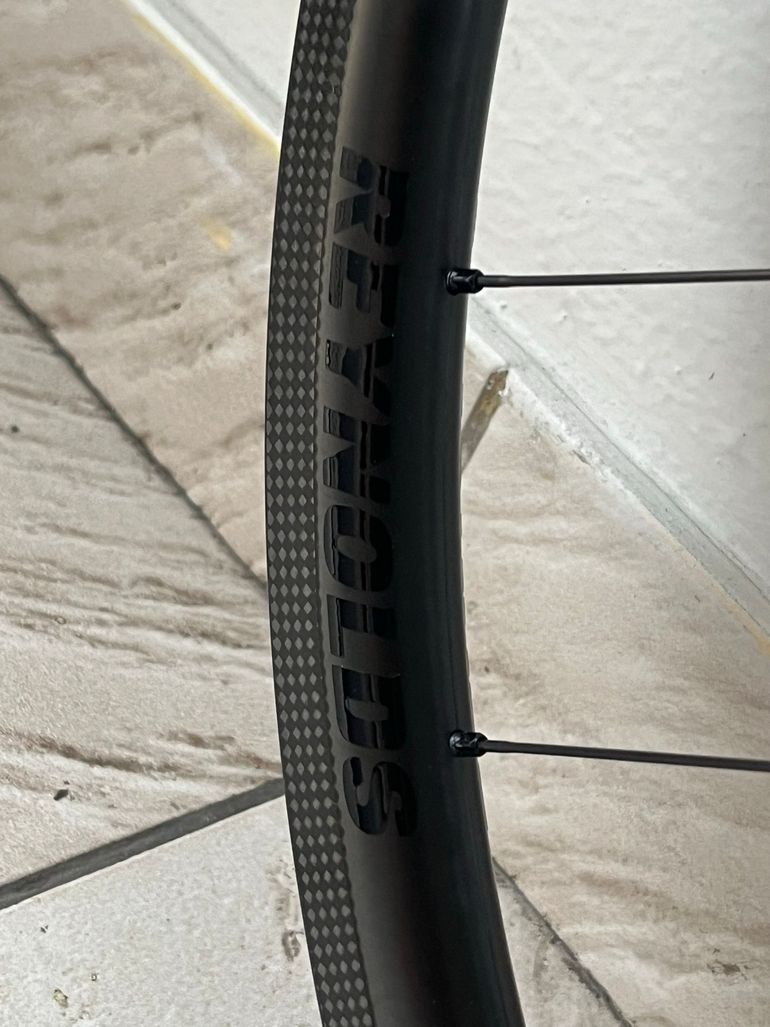 Used Reynolds AR29 Tubeless Wheelset bike — image 9 of 23