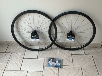 Used Reynolds AR29 Tubeless Wheelset bike