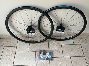 Used Reynolds AR29 Tubeless Wheelset bike — image 8 of 23