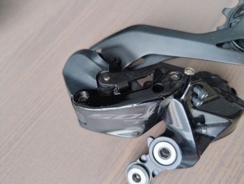 Used Shimano 105 Di2 RD-R7150 2023 bike — image 5 of 6