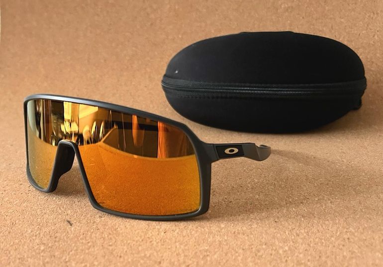 Used Oakley Sutro Fietsbril Prizm 24K Gold Lens Mat Carbon Grey Frame bike — image 5 of 5