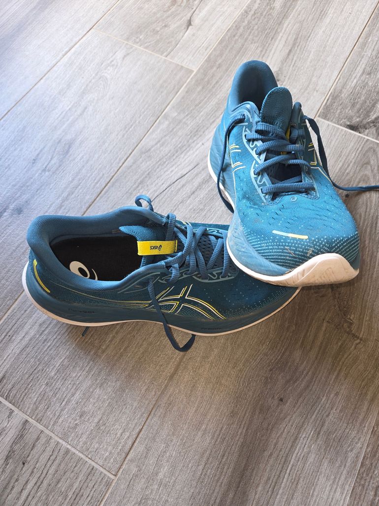 Used Asics Cumulus 26 2025 bike — image 2 of 7