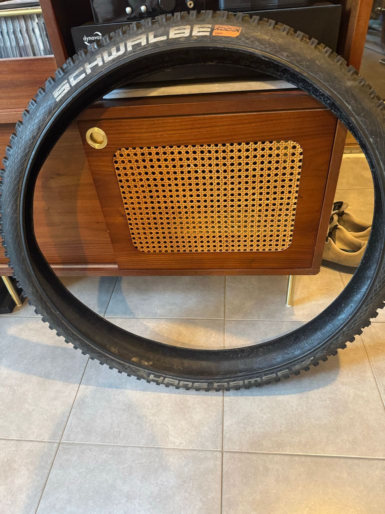 Used Schwalbe Hand Danpf 29x2.35 2025 bike — image 1 of 7