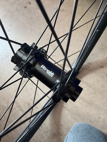 Used Sunringle SD37 Front Wheel 2024 bike — image 4 of 7