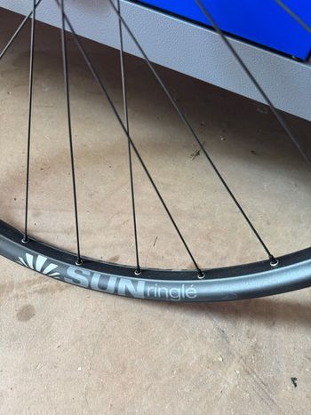 Used Sunringle SD37 Front Wheel 2024 bike — image 2 of 7