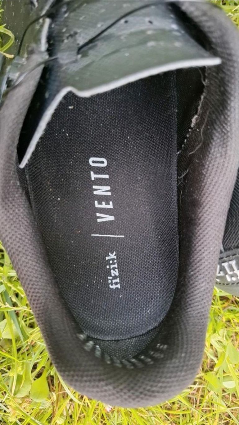 Used Fizik Vento OMN Wide 43 bike — image 3 of 7