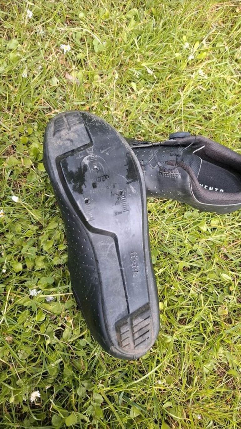 Used Fizik Vento OMN Wide 43 bike — image 7 of 7