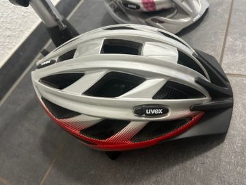 Brugt Uvex Xenova 2014 Cycling Accessories
