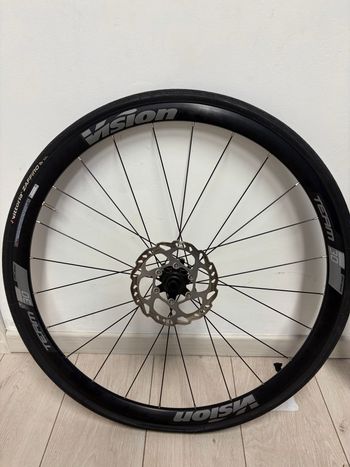 Used Vision Team 30 Disc TLR bike — image 3 of 5