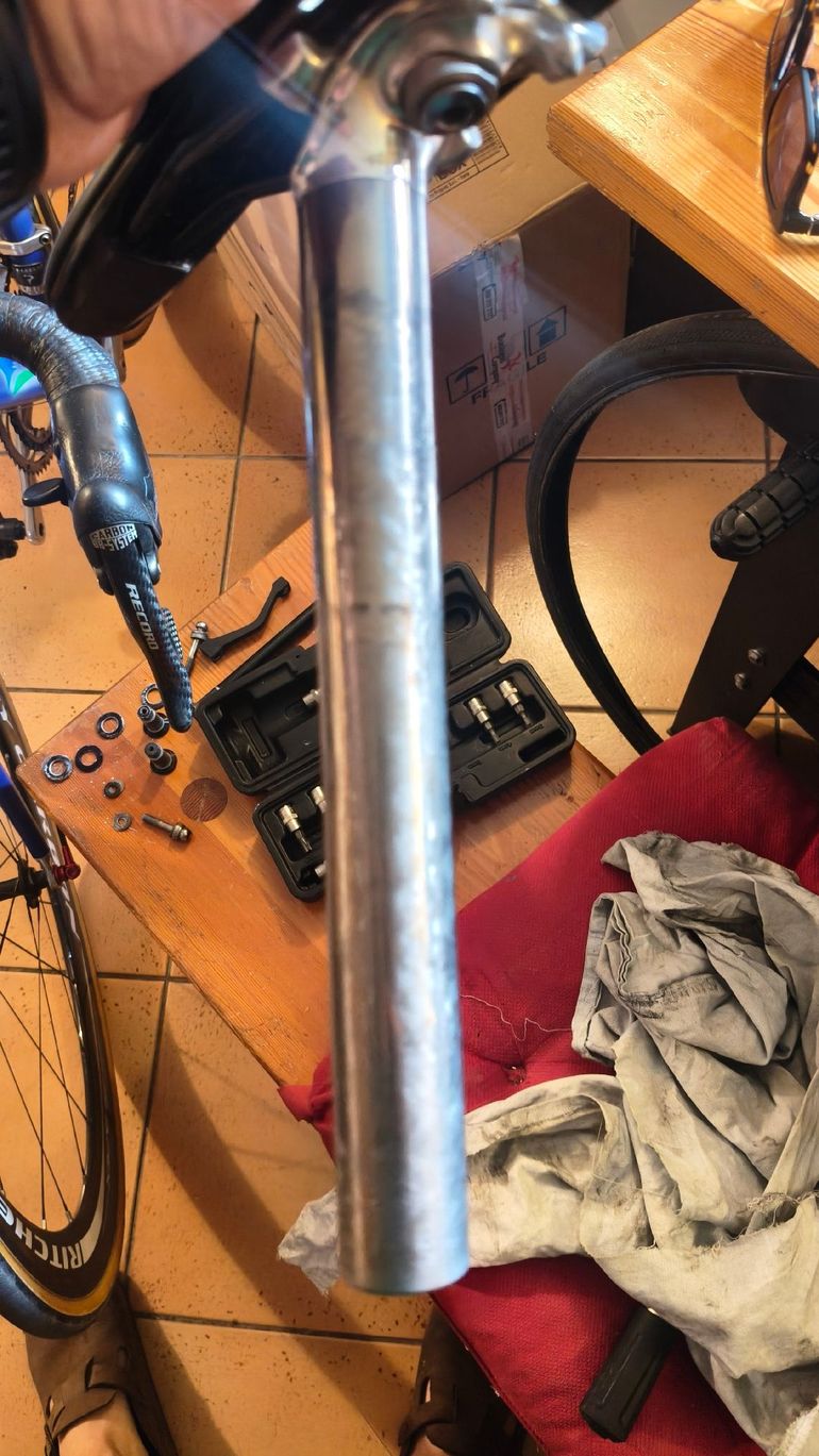 Used Campagnolo 9-speed Groupset 2000 bike — image 7 of 10