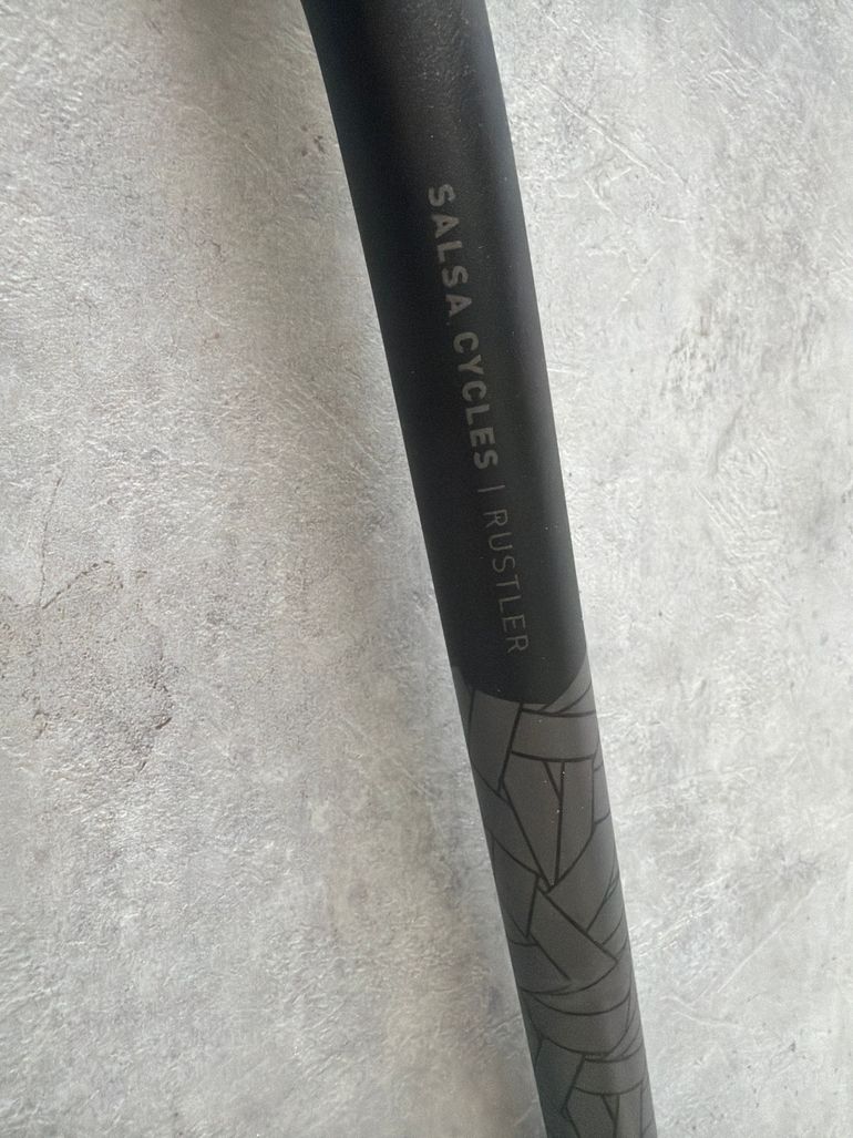 Used Salsa Rustler 80 cm bike — image 4 of 5