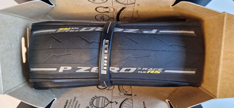 Used Pirelli P Zero Race RS 28mm 2026 Tyres & Tubes