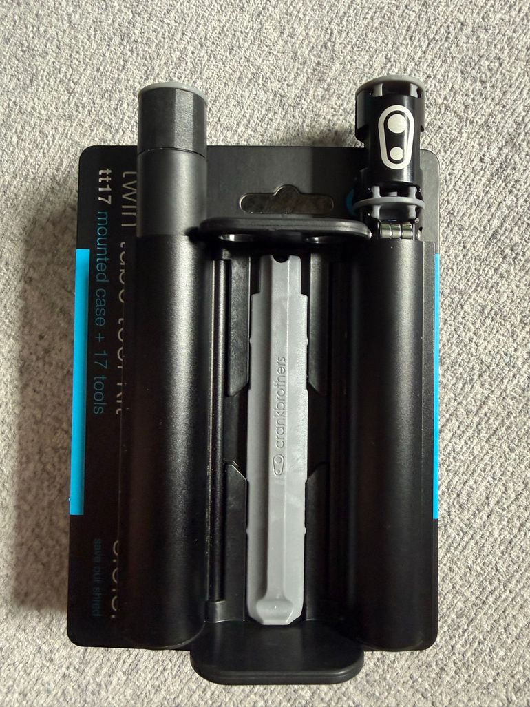 Used Crankbrothers S.O.S. TT17 Twin Tube Tool bike — image 3 of 6