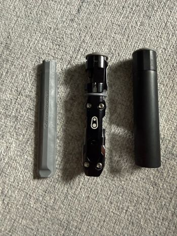 Used Crankbrothers S.O.S. TT17 Twin Tube Tool bike — image 4 of 6