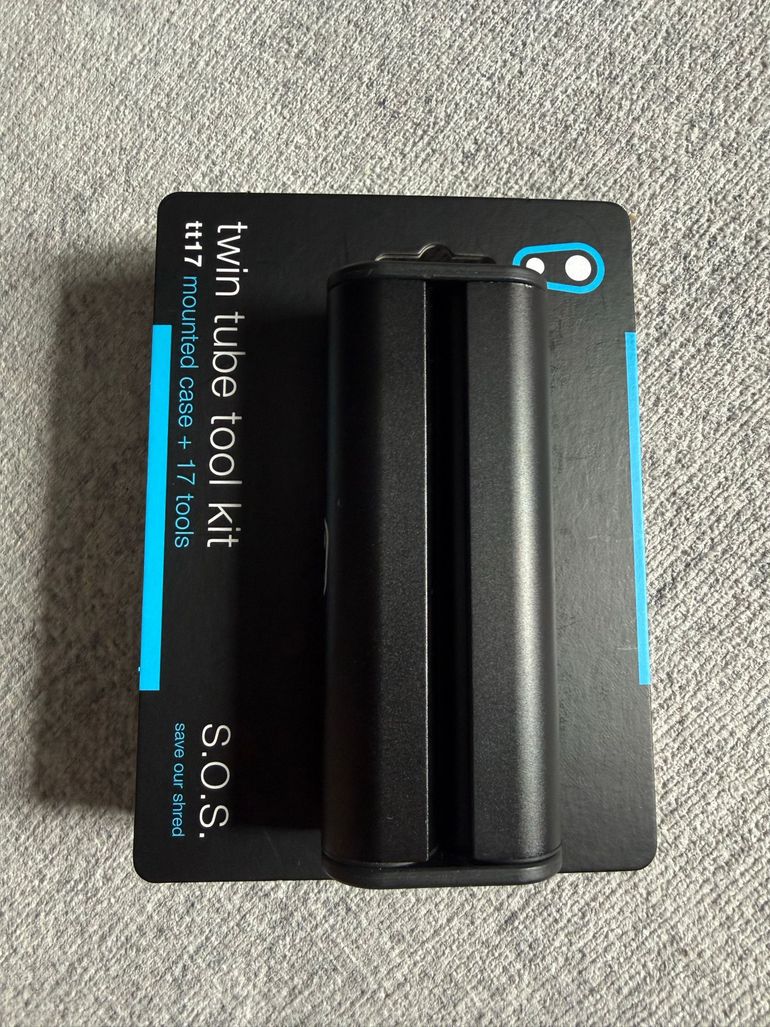 Used Crankbrothers S.O.S. TT17 Twin Tube Tool bike — image 2 of 6