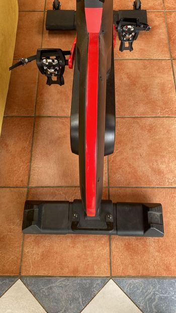 Used ICG Life Fitness IC7 bike — image 7 of 7