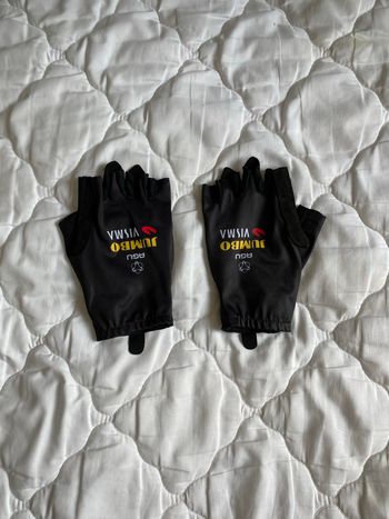 Used AGU Team Jumbo-Visma Trilogy Gloves 2023 bike