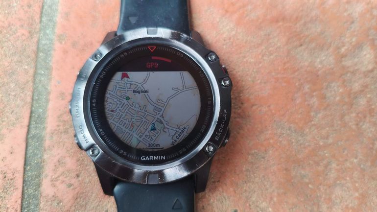 Used Garmin Fenix 5X Sapphire bike — image 9 of 12