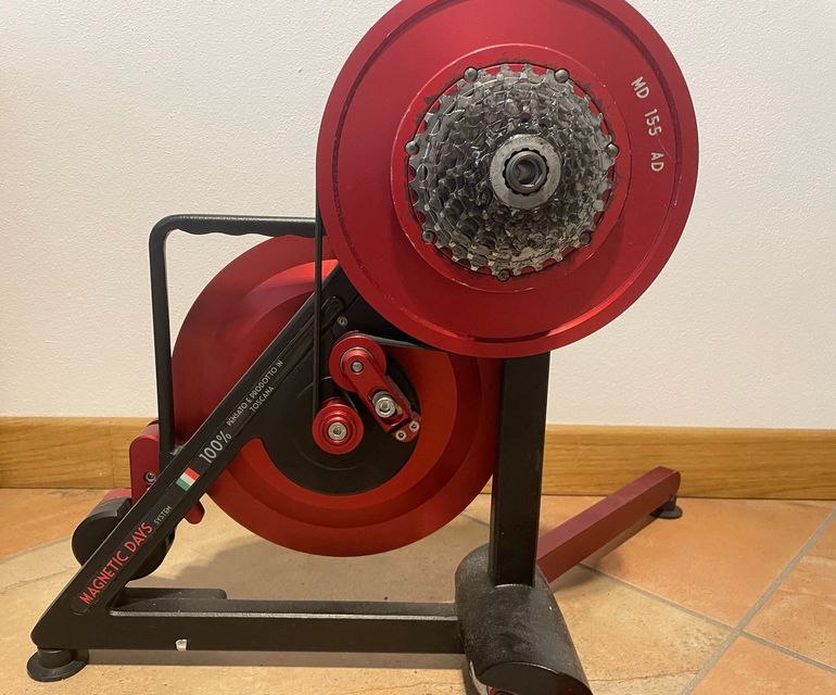 Used magnetic days Rullo MD bike — image 4 of 5