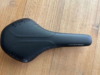 Used Fizik Antares R1 Carbon bike — image 2 of 4
